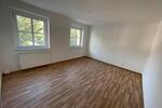 Etagenwohnung Leuna - 2.5 Zimmer, 63 m&sup2;, 581&euro; | Angebot:25988887