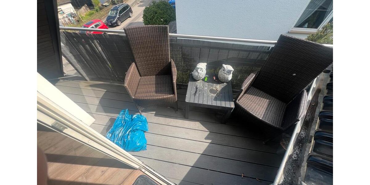 Dachgeschoßwohnung Lindlar - 3 Zimmer, 95 m&sup2;, 800&euro; | Angebot:26670821