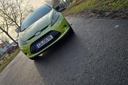Ford Fiesta 148.263 km 1.500 &euro; Landau 76829