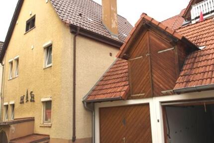 Haus für den geschickten Handwerker mit Garage zimmer