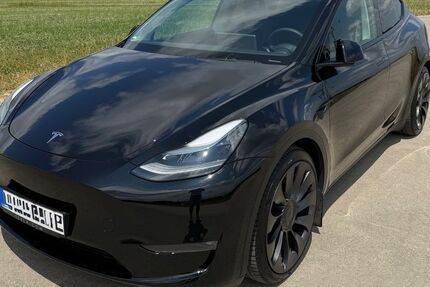 Tesla Model Y 47.000 km 43.500 &euro; Ettringen 86833