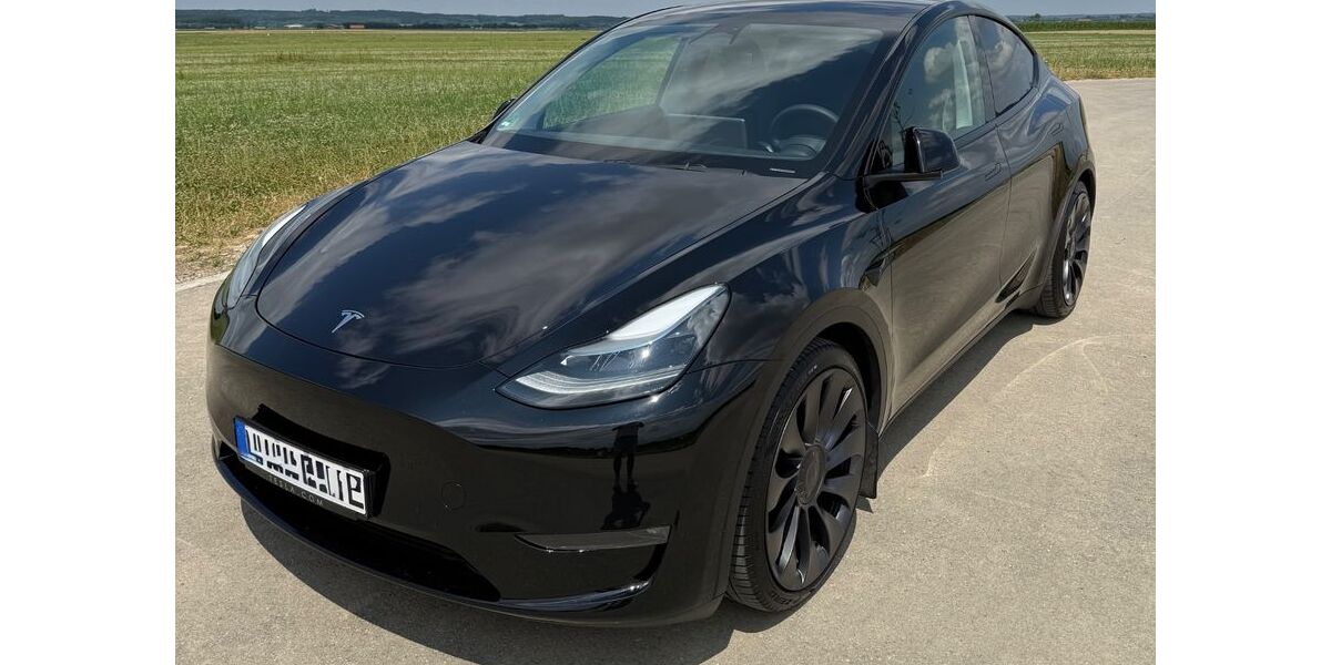 Tesla Model Y 47.000 km 43.500 &euro; Ettringen 86833