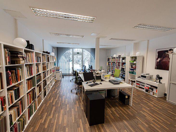 Helles und freundliches Büro in einer Bürogemeinschaft - All-in-Miete