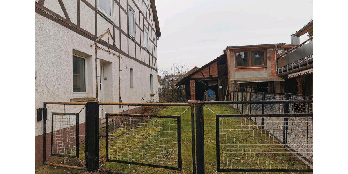Einfamilienhaus Treffurt - 5 Zimmer, 300 m&sup2;, 23.000&euro; | Angebot:19722140