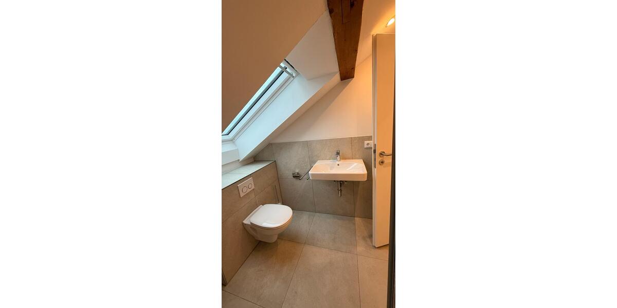 Dachgeschoßwohnung Vilsbiburg - 3 Zimmer, 78 m&sup2;, 790&euro; | Angebot:26123364