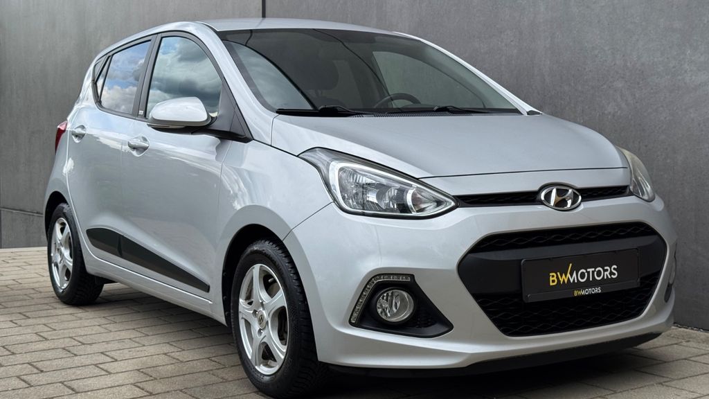 Hyundai i10 91.564 km 7.990 &euro; Baden-Württemberg - Pfullingen 72793