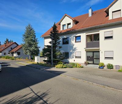 RUHIG GELEGEN MIT HERRLICHEM SCHLOSSBLICK - Erdgeschoßwohnung Sigmaringen | Angebot:27077174