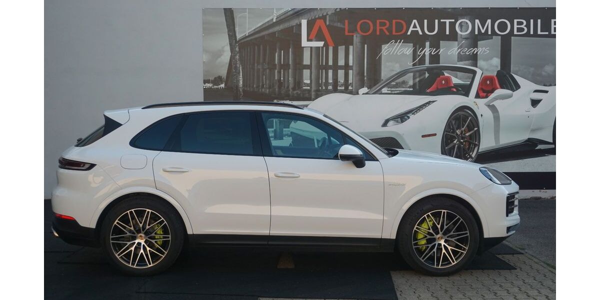 Porsche Cayenne 29.999 km 78.999 &euro; Stuttgart 70499