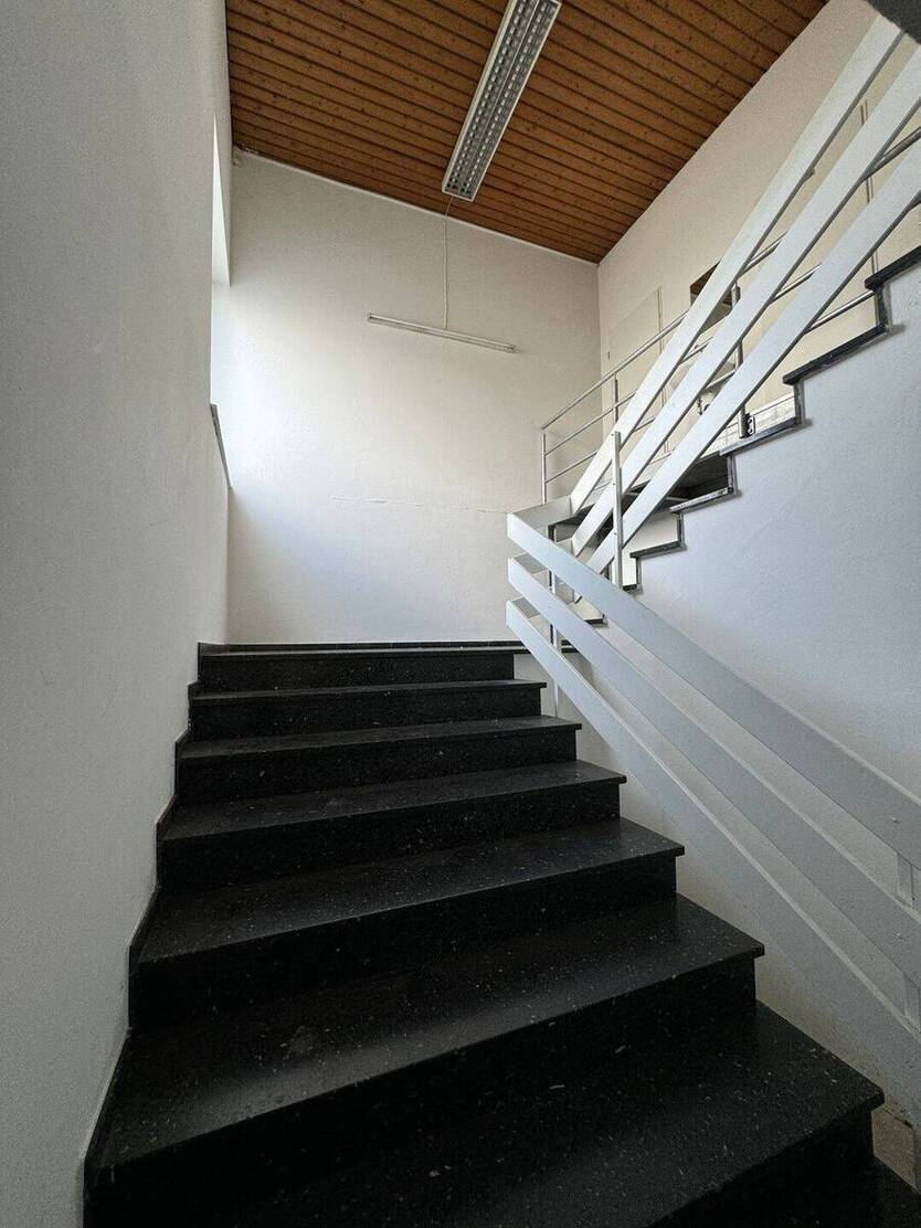 LagerWerkstattProduktion in Schmelz zu vermieten zimmer