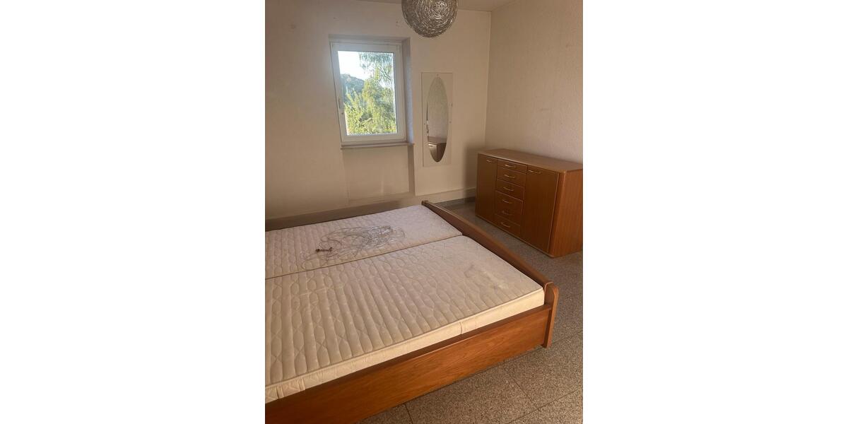 Erdgeschoßwohnung Weilbach - 1 Zimmer, 70 m&sup2;, 600&euro; | Angebot:26400714