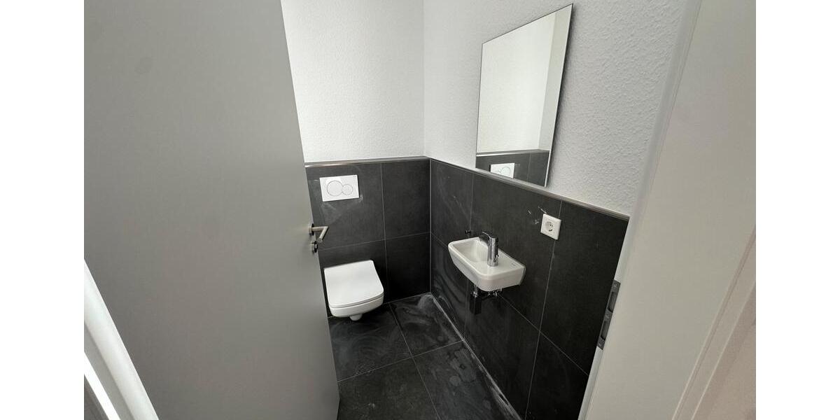 Doppelhaushälfte Varel - 3 Zimmer, 89 m&sup2;, 950&euro; | Angebot:24655256