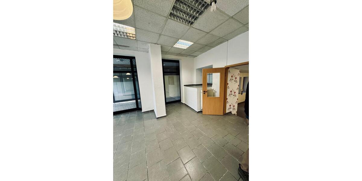 Gewerbeobjekt Aschersleben - 650&euro; | Angebot:25931083