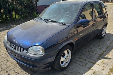 Opel Corsa 54.000 km 800 &euro; Schömberg 72355