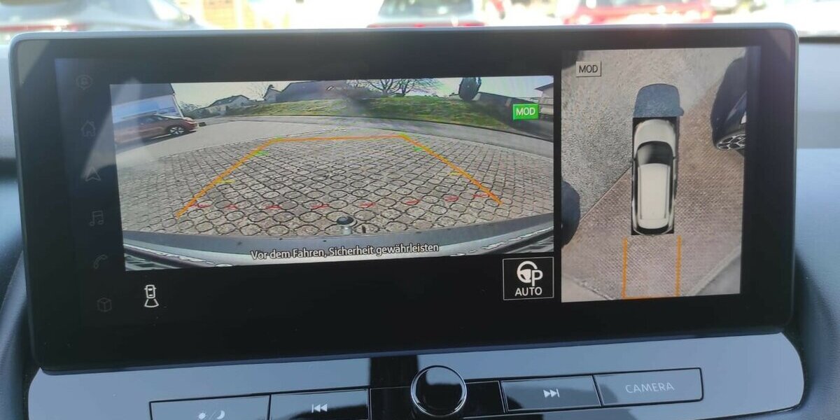 Nissan X-Trail e-Power e-4orce Tekna 4x4 35.698 km 37.190 &euro; Höchstenbach 57629