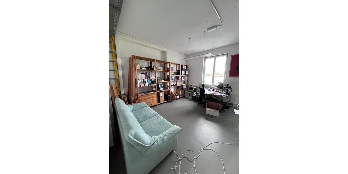 Gewerbeobjekt Hohenbrunn - 850&euro; | Angebot:23759852