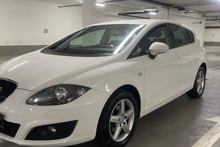 Seat Leon 112.500 km 5.780 € München 81929