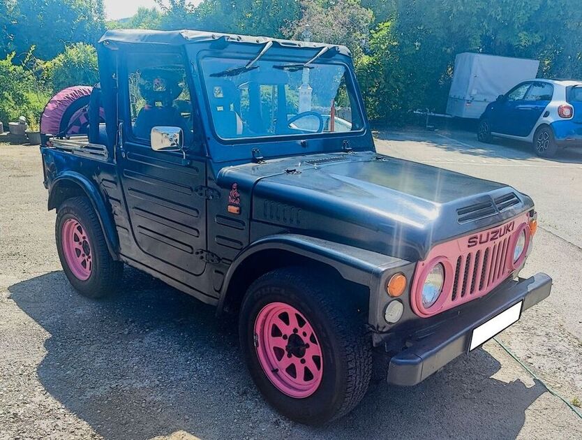 LJ