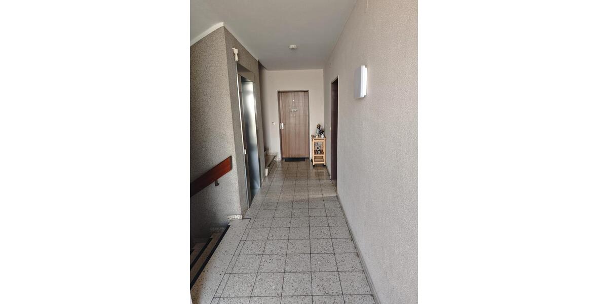 Erdgeschoßwohnung Hameln - 4 Zimmer, 86 m&sup2;, 175.000&euro; | Angebot:26005444