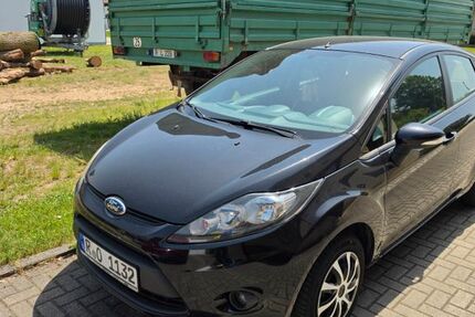 Ford Fiesta 140.000 km 2.500 &euro; Barbing 93092