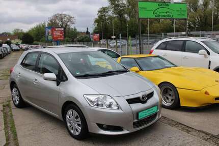 Toyota Auris 173.500 km 5.500 &euro; Holleben bei Halle 06179