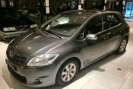 Toyota Auris 205.000 km 3.850 &euro; Brühl 50321