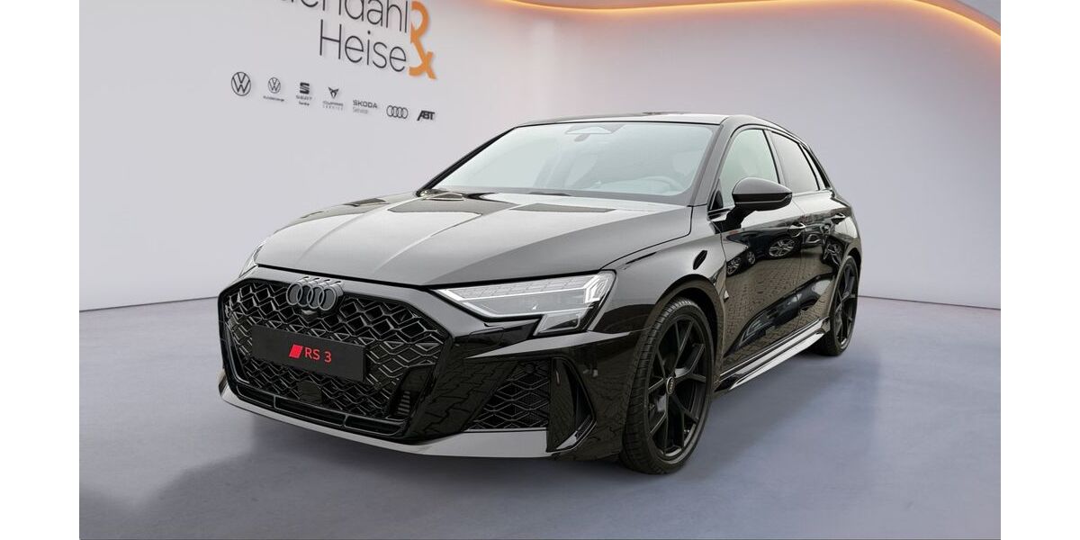 Audi RS3 2.500 km 74.950 &euro; Köln 50739