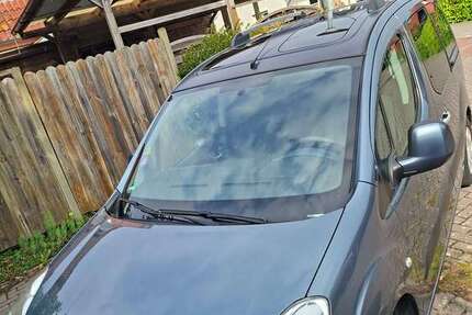 Peugeot Partner 131.000 km 8.500 &euro; Oldenburg (Oldenburg), Stadt 26135