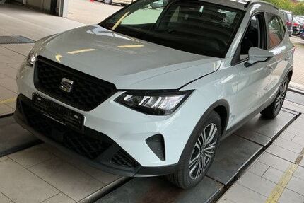 Seat Arona 7.456 km 19.990 &euro; Hamburg 22419