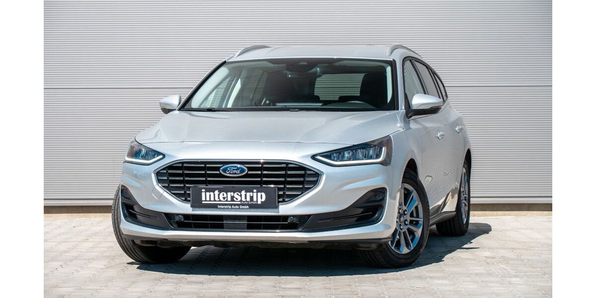 Ford Focus 17.000 km 22.800 &euro; Höchstädt a.d.Donau 89420