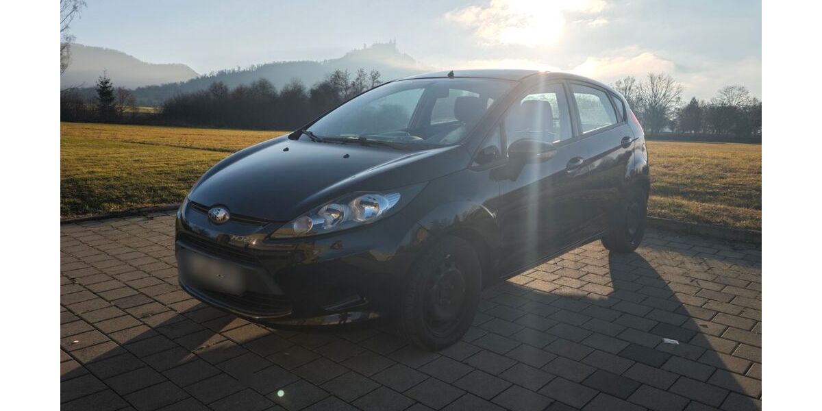 Ford Fiesta 99.510 km 4.850 &euro; Hechingen 72379