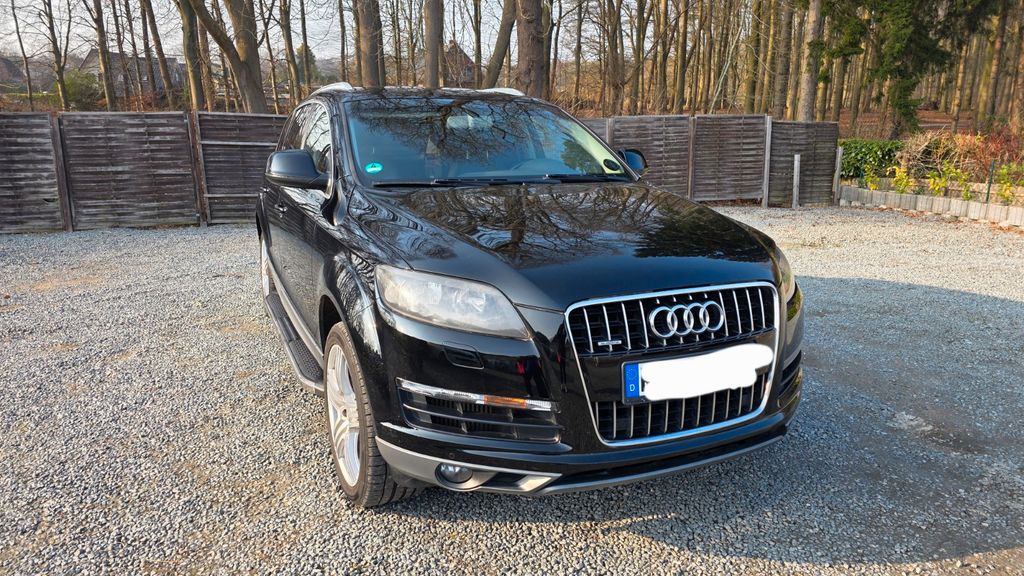 Audi Q7 232.900 km 14.000 &euro; Kiel 24106