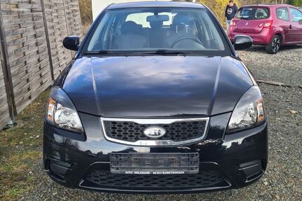 Kia Rio 87.000 km 2.650 &euro; Burgkunstadt 96224