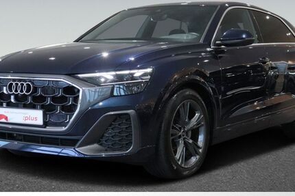 Audi Q8 10.901 km 76.960 € Bremerhaven 27576