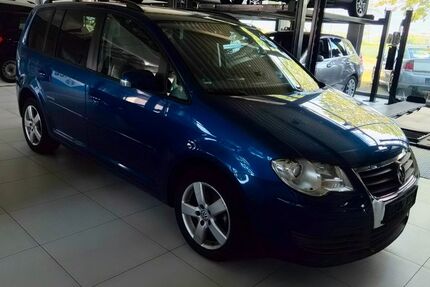 VW Touran 153.000 km 1.450 &euro; Brühl 50321