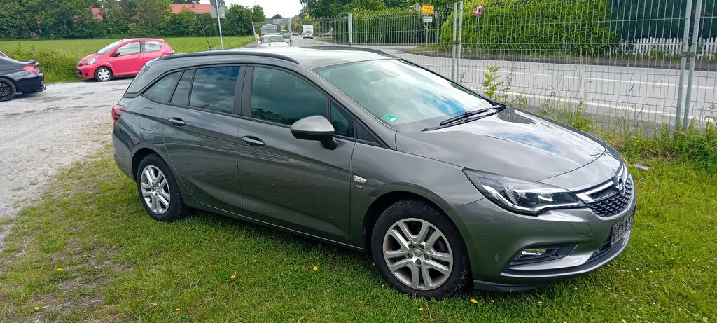 Opel Astra 84.000 km 8.900 &euro; Lage 32791