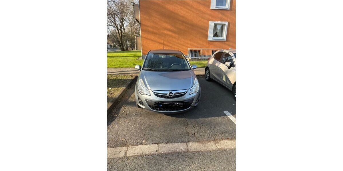 Opel Corsa 147.000 km 3.800 &euro; Paderborn 33102