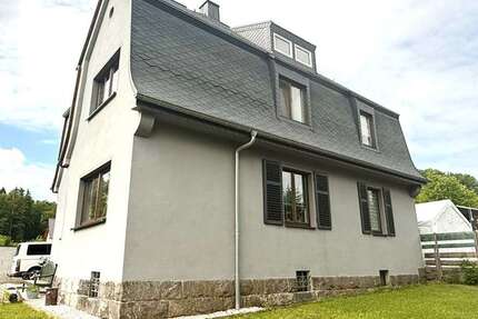 Haus zum Kaufen in Lößnitz 359.000 € 245 m² 9 zimmer
