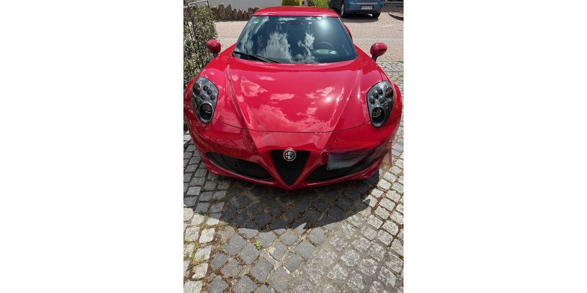 Alfa Romeo 4C 23.000 km 68.900 &euro; Bobenheim-Roxheim 67240