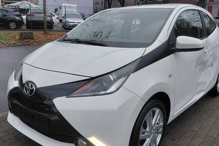 Toyota Aygo (X) 139.000 km 4.999 € Gelsenkirchen 45889