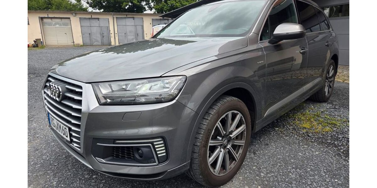 Audi Q7 235.000 km 22.500 € Coswig 01640