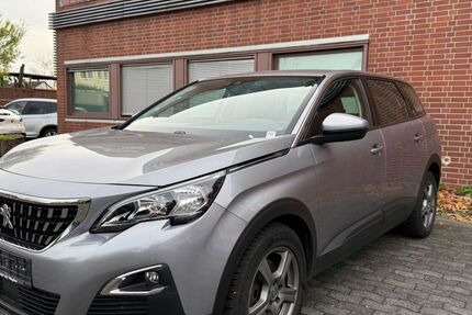 Peugeot 5008 137.000 km 16.990 € Rüsselsheim am Main 65428