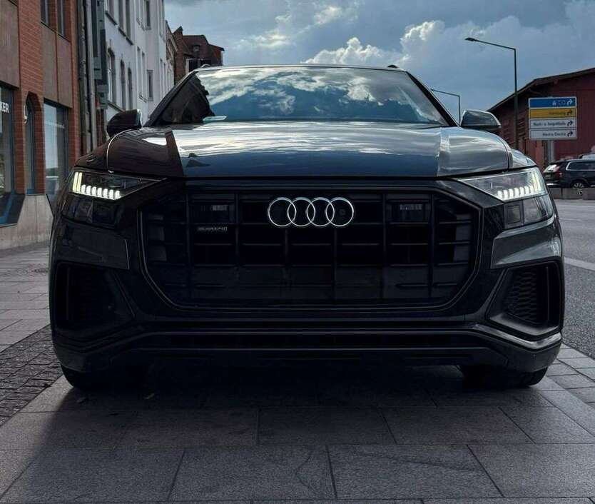 Q8