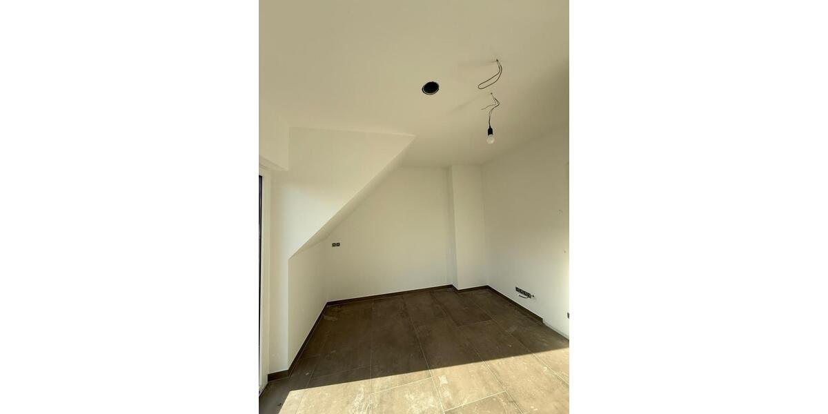 Dachgeschoßwohnung Borken - 3 Zimmer, 88 m&sup2;, 1.100&euro; | Angebot:24975288