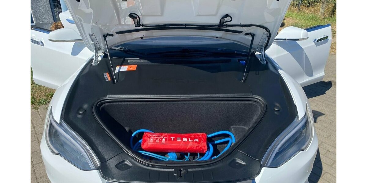 Tesla Model S 75 FreeSupercharger*CCS Adapter*Sitzh.*Aut 99.890 km 39.990 &euro; Rudolstadt 07407