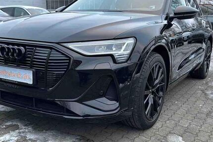 Audi e-tron 47.991 km 36.950 &euro; Hamburg 22047