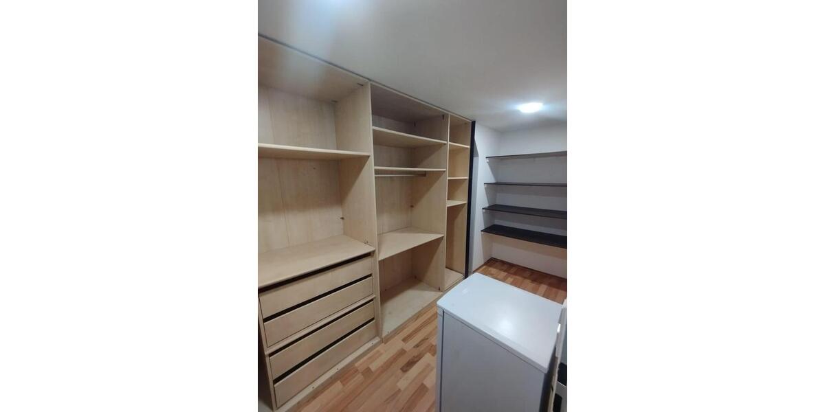 Einfamilienhaus Velten - 10 Zimmer, 500 m&sup2;, 5.000&euro; | Angebot:26361902