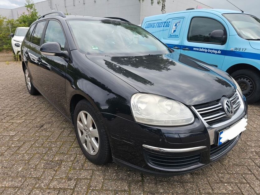 VW Golf 280.000 km 1.390 € Oldenburg 26135