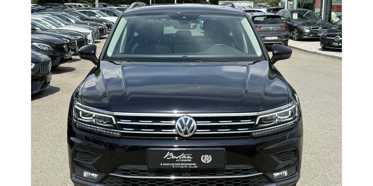 VW Tiguan 1.5 TSI Highline 360°/NAVI/CARPLAY/PANO 110.221 km 22.900 &euro; Villingen-Schwenningen 78054