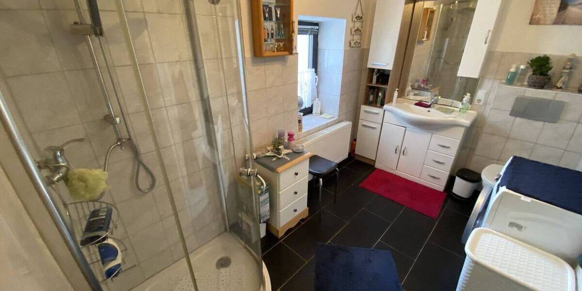 Reihenendhaus Bernburg - 3 Zimmer, 110 m&sup2;, 120.000&euro; | Angebot:26105448