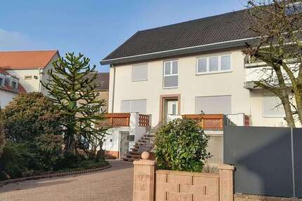 Haus zum Kaufen in Landau in der Pfalz 449.000 € 170 m² 5 zimmer